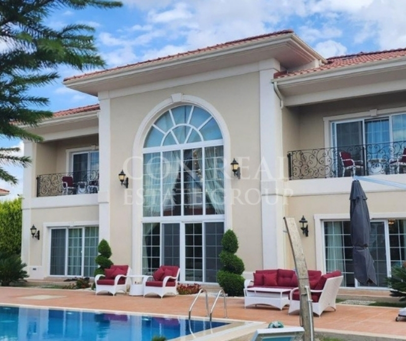 Pelican Hill’de Zarafet ve Konforun Buluştuğu Katie Tipi Villa